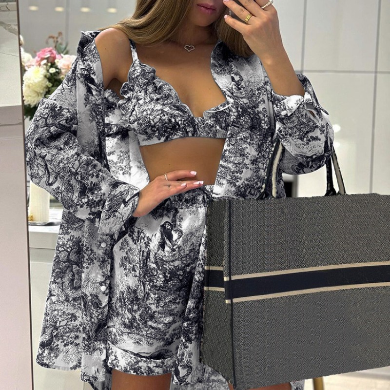 Direct To Garment Ink - طقم نسائي عتيق الطراز لعام 2026